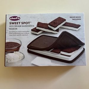 New Chef’n Sweet Spot ice cream sandwich maker